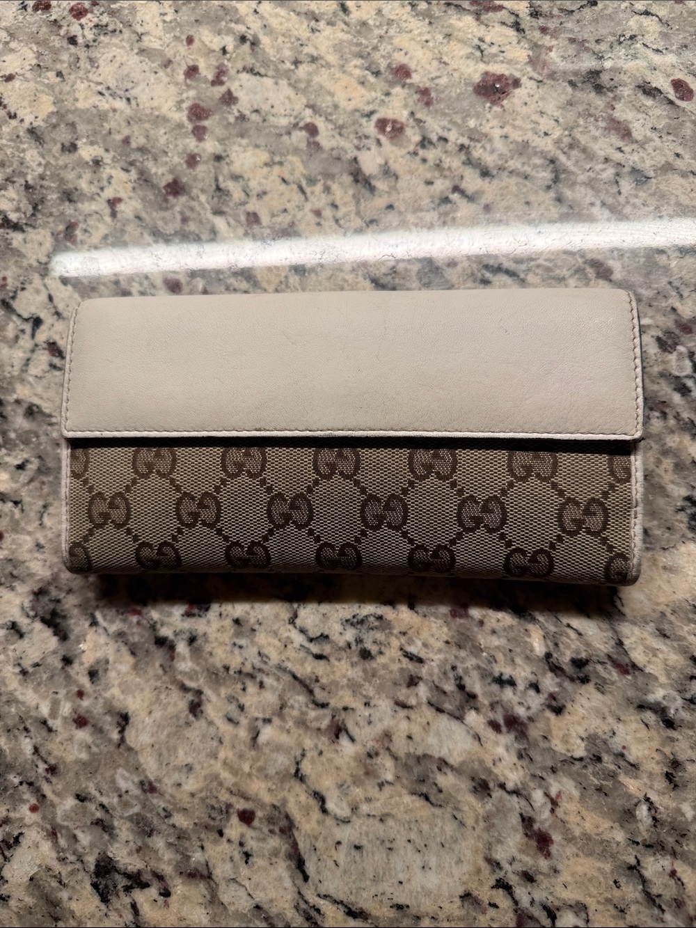 Gucci Brown GG Monogram Heart Snap Continental Wallet - Picture 2 of 5